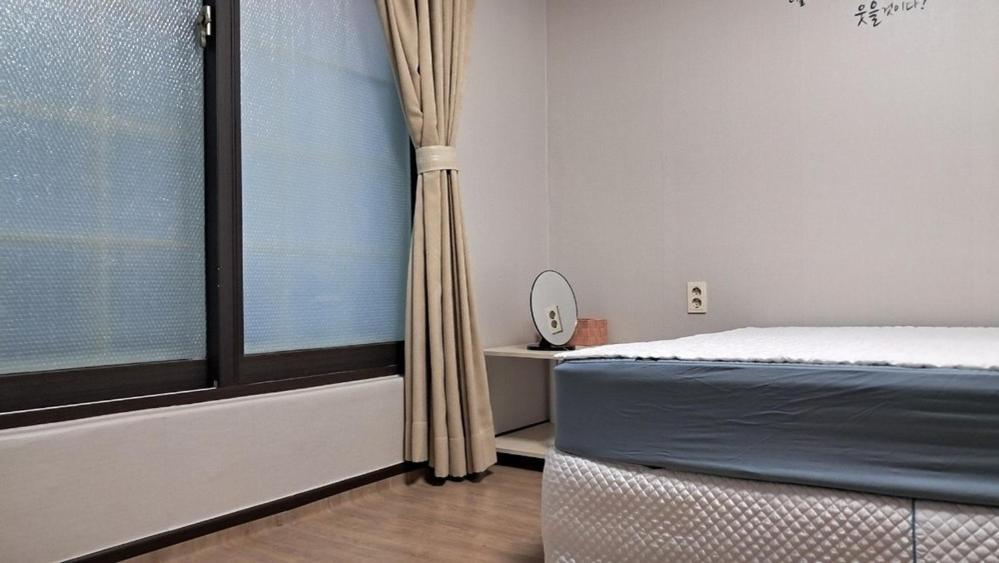 Daecheon Gyeoulyeonga Pension Boryeong Room photo